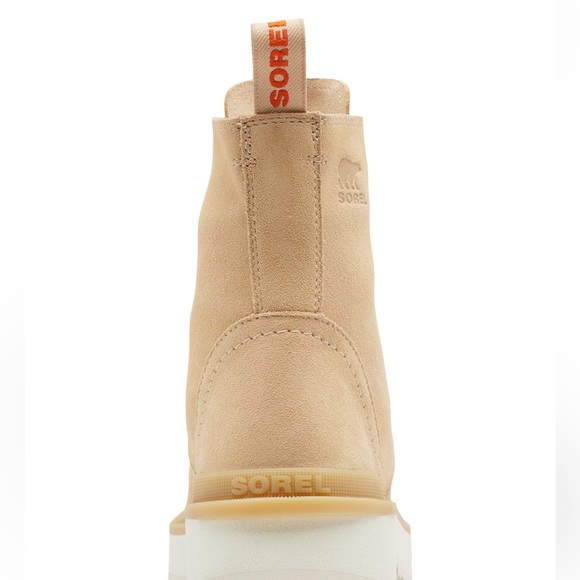 Sorel Women's Hi-Line Lace-Up Mid-Shaft Lug-Sole Booties size 6 - Picture 3 of 11